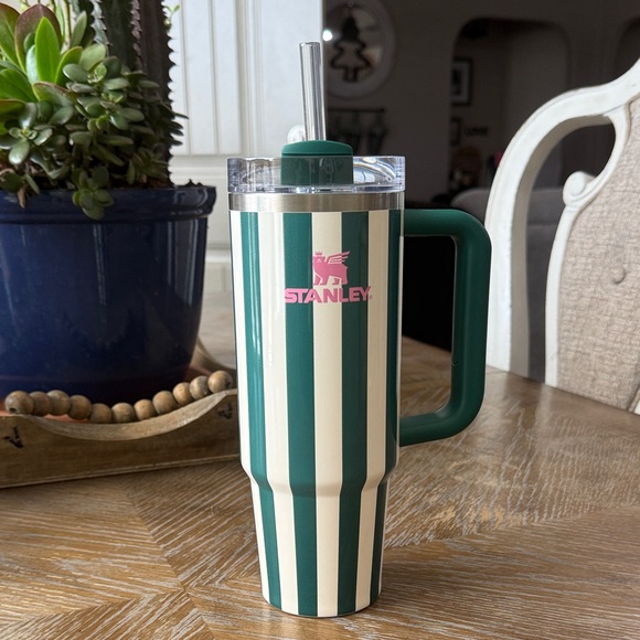 Stanley Striped Emerald Cabana Gloss 30oz Quencher Tumbler - Picture 2 of 6